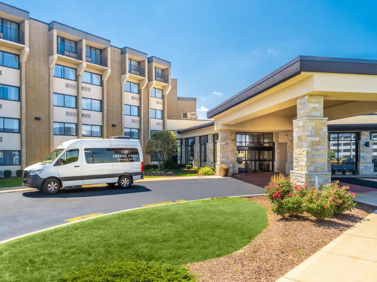 Hotel Crowne Plaza Milwaukee South By Ihg Exterior foto