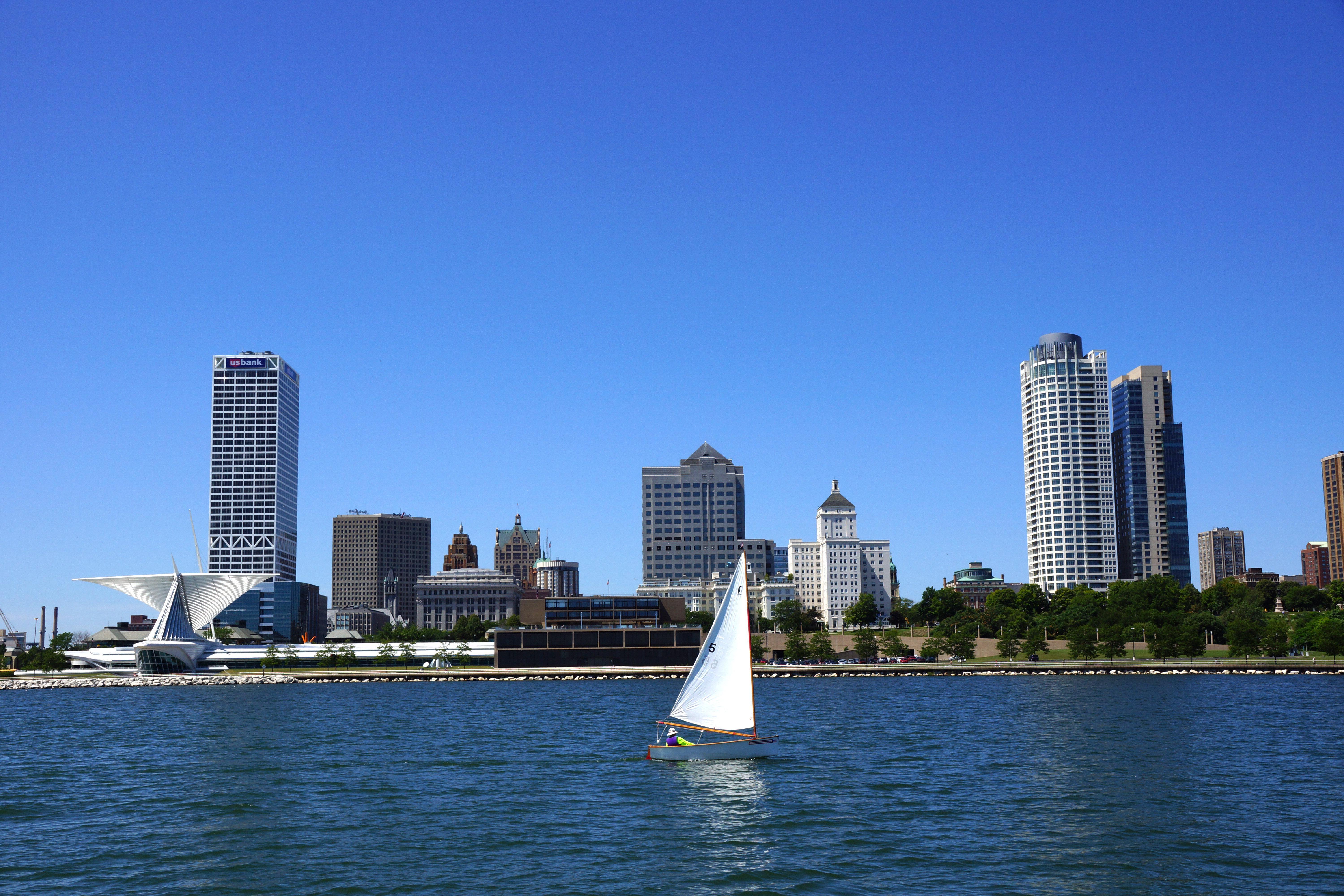 Hotel Crowne Plaza Milwaukee South By Ihg Exterior foto