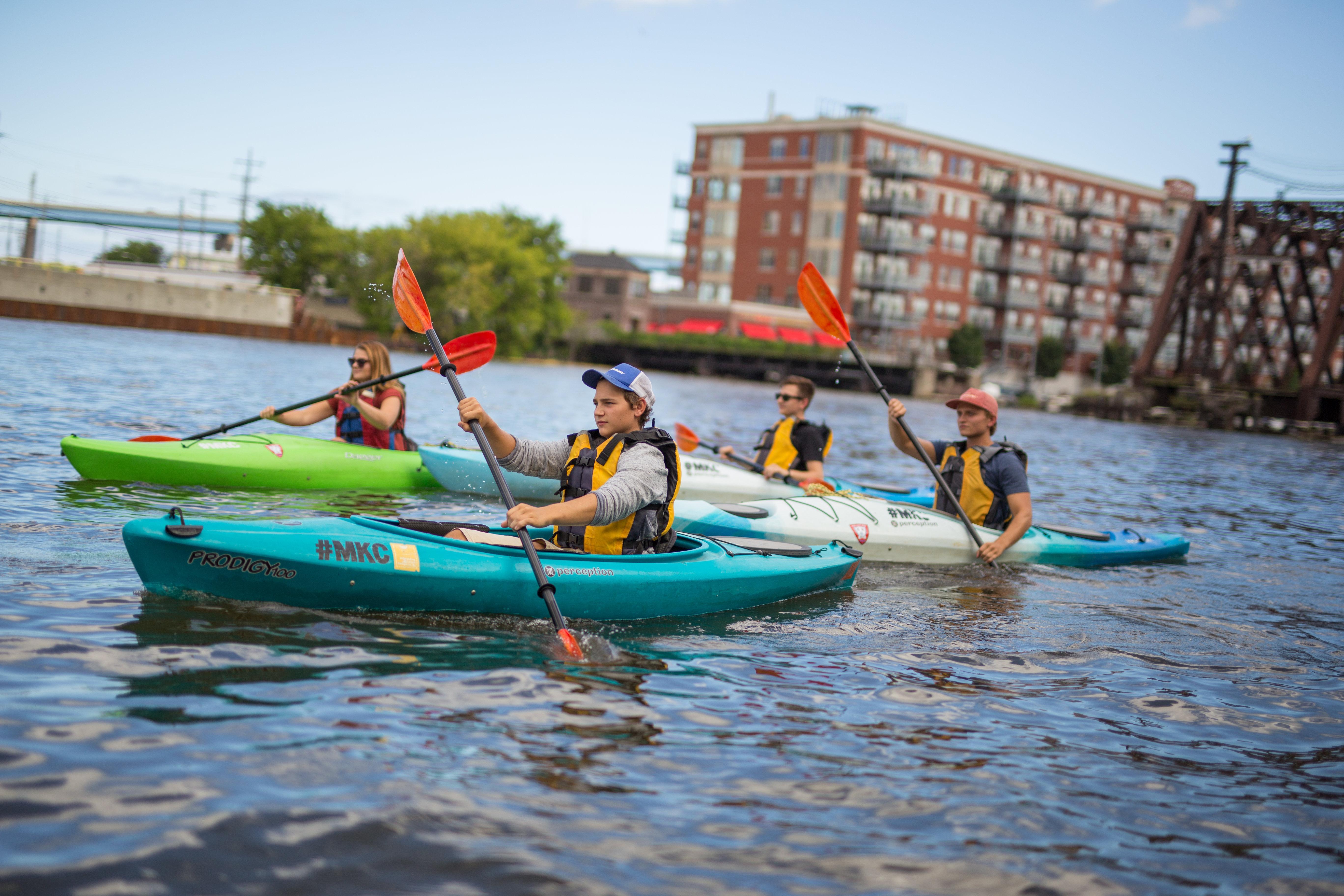 Hotel Crowne Plaza Milwaukee South By Ihg Exterior foto